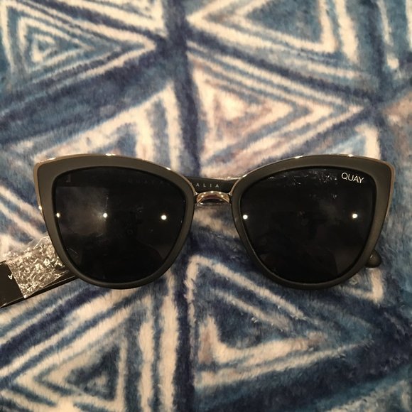 QUAY AUSTRALIA GLASSES - Picture 2 of 2